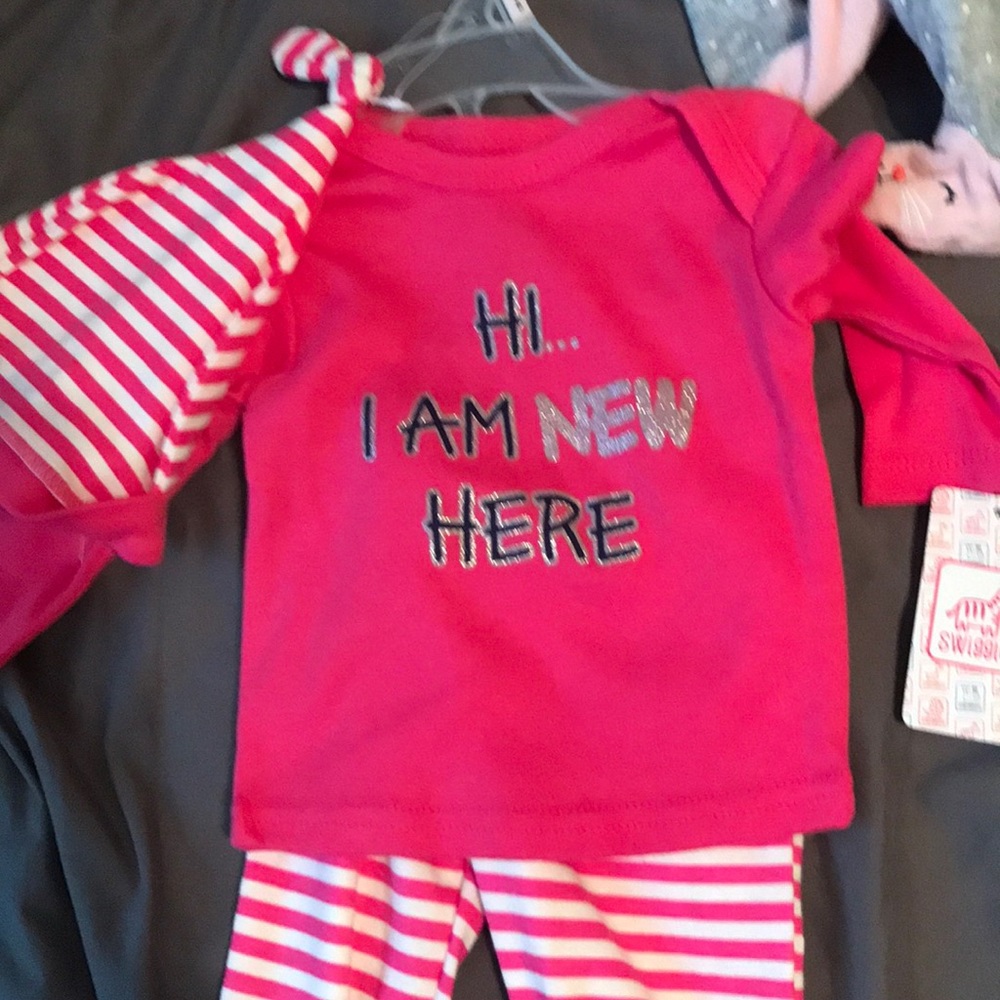 Cute pink long sleeve shirt with hat and pants